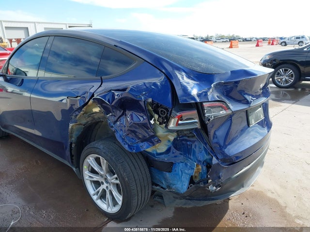 2023 TESLA MODEL Y 7SAYGDEE9PA076287 Photo 5