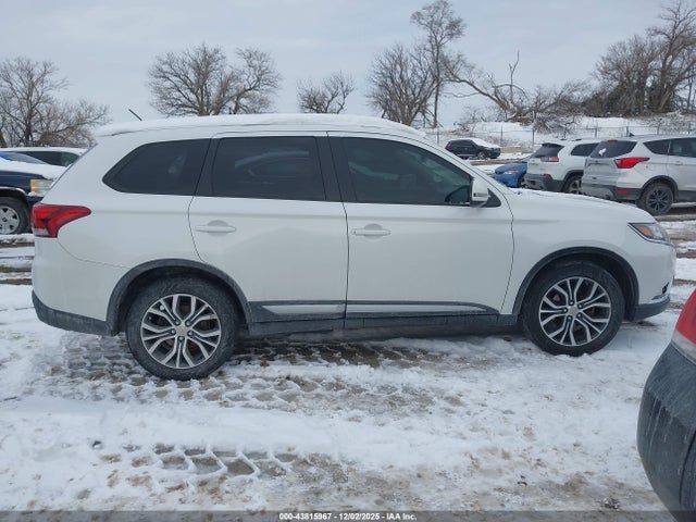 JA4AZ3A3XGZ005453 Mitsubishi Outlander Es/se/sel