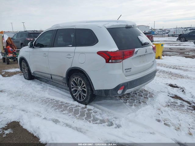 2016 MITSUBISHI OUTLANDER JA4AZ3A3XGZ005453 Photo 2