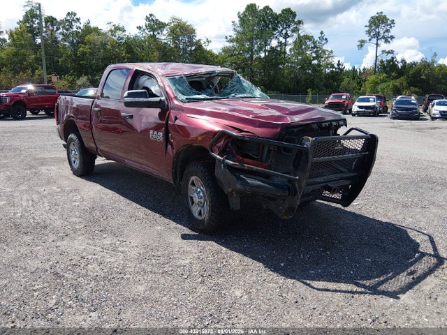 43815973 :رقم المزاد ، 3C6UR5CL0HG554115 vin ، 2017 Ram 2500 Tradesman  4x4 6'4 Box مزاد بيع