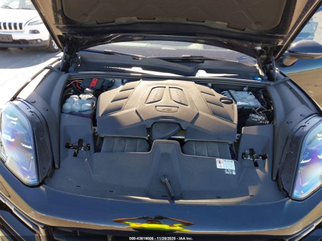 2024 PORSCHE CAYENNE COUPE WP1BA2AY6RDA52436 Photo 9