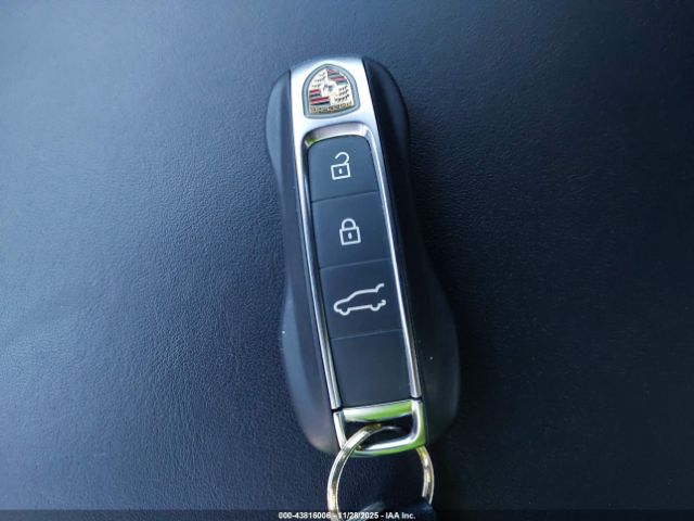 2024 PORSCHE CAYENNE COUPE WP1BA2AY6RDA52436 Photo 10