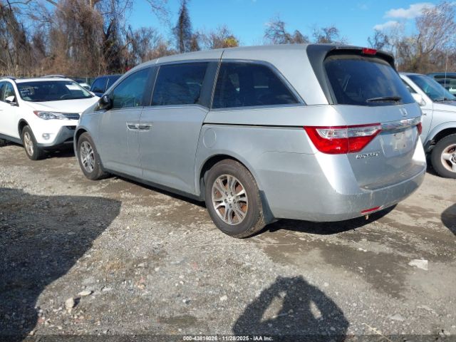 2011 HONDA ODYSSEY 5FNRL5H4XBB021039 Photo 2