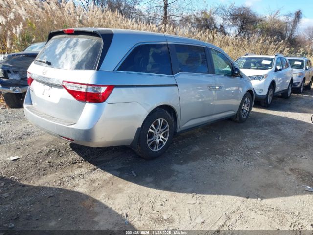 2011 HONDA ODYSSEY 5FNRL5H4XBB021039 Photo 3