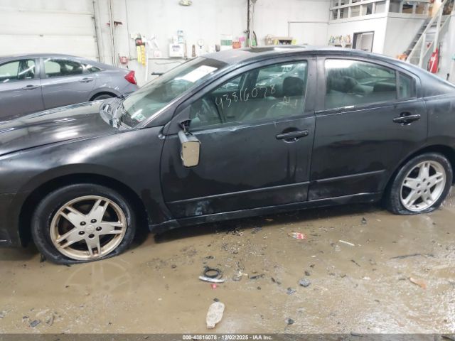 2004 MITSUBISHI GALANT 4A3AB76S14E154688 Photo 5