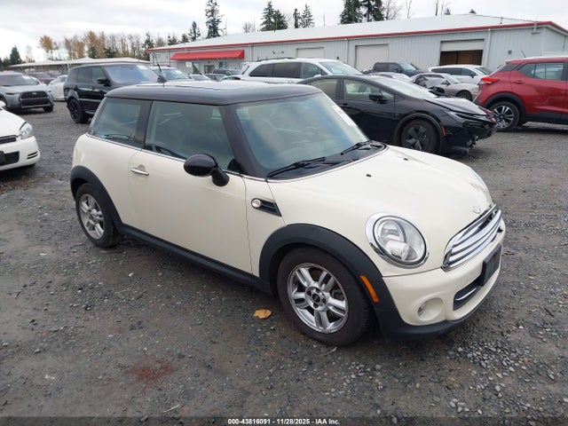 2012 MINI COOPER WMWSU3C54CT260469 Photo 0