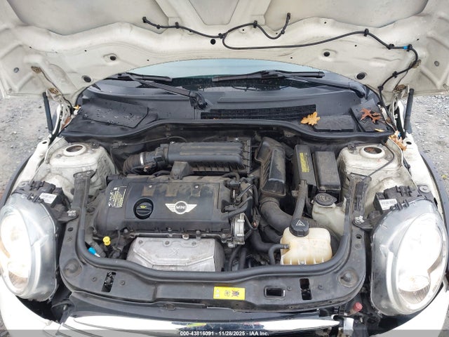 2012 MINI COOPER WMWSU3C54CT260469 Photo 9