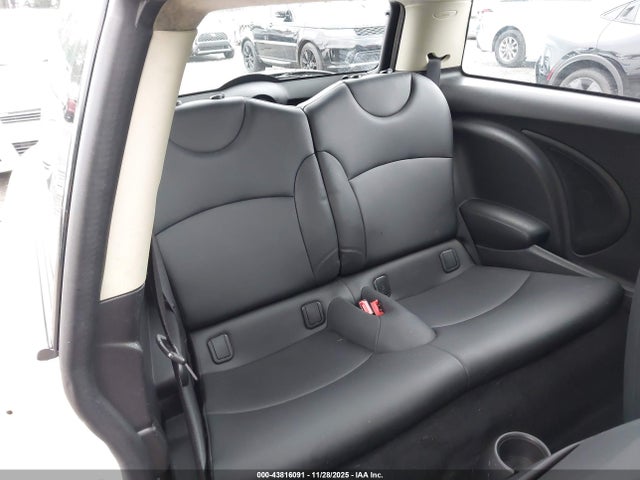 2012 MINI COOPER WMWSU3C54CT260469 Photo 7