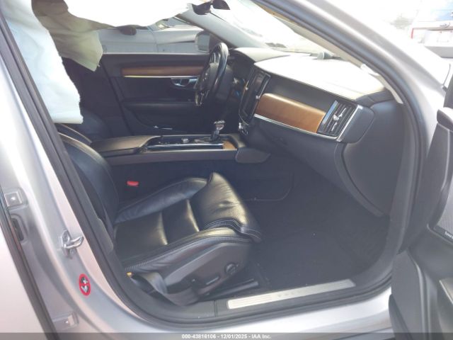 2018 VOLVO S90 LVY992ML3JP021326 Photo 4