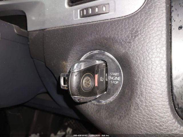 2012 VOLKSWAGEN TOUAREG WVGEK9BP2CD009757 Photo 10