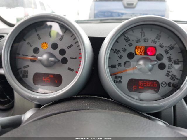 2005 MINI COOPER S WMWRE33425TG95130 Photo 6