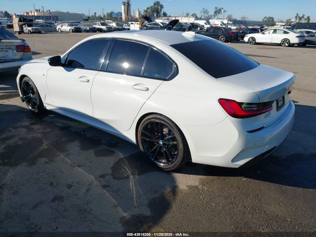 2021 BMW 3 SERIES 3MW5U7J05M8B60868 Photo 2