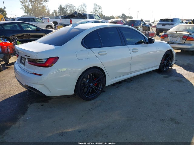 2021 BMW 3 SERIES 3MW5U7J05M8B60868 Photo 3