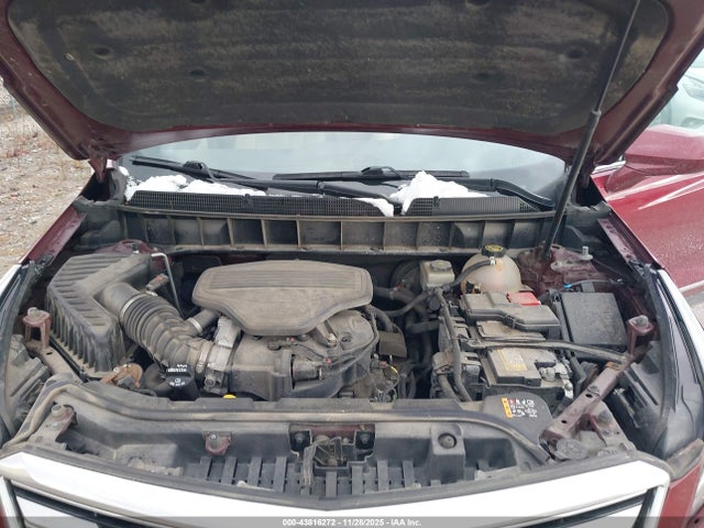 2017 CADILLAC XT5 1GYKNDRS0HZ257988 Photo 9