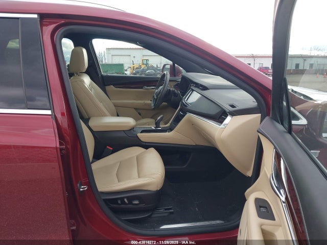 2017 CADILLAC XT5 1GYKNDRS0HZ257988 Photo 4