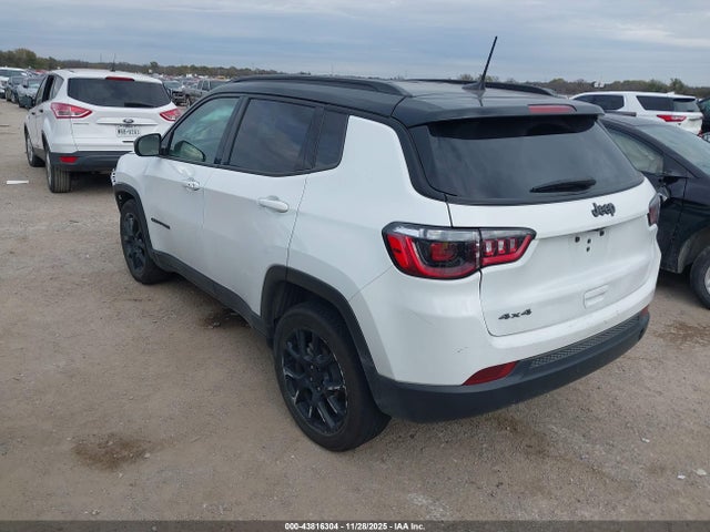 2024 JEEP COMPASS 3C4NJDBN0RT166991 Photo 2