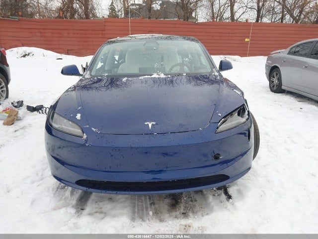2025 Tesla Model 3 Long Range All-wheel Drive მანქანა იყიდება აუქციონზე, vin: 5YJ3E1EB0SF032532, აუქციონის ნომერი: 43816447