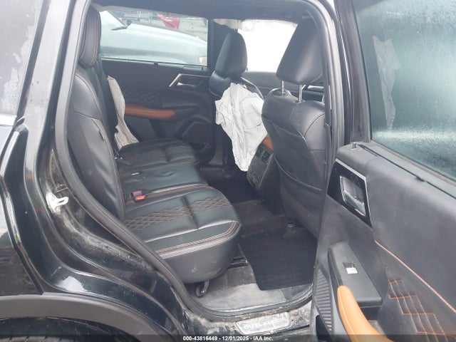 2023 MITSUBISHI OUTLANDER JA4J4VA89PZ020192 Photo 7