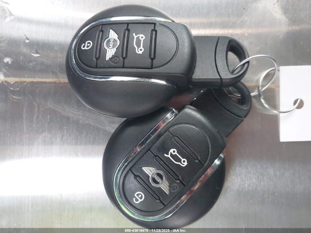 2017 MINI HARDTOP WMWXP7C38H2A45700 Photo 10