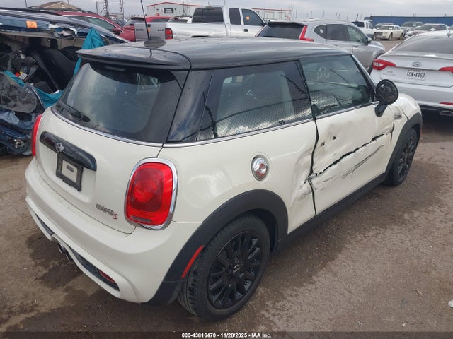 2017 MINI HARDTOP WMWXP7C38H2A45700 Photo 3