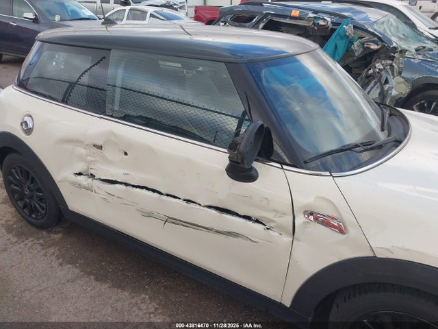 2017 MINI HARDTOP WMWXP7C38H2A45700 Photo 5