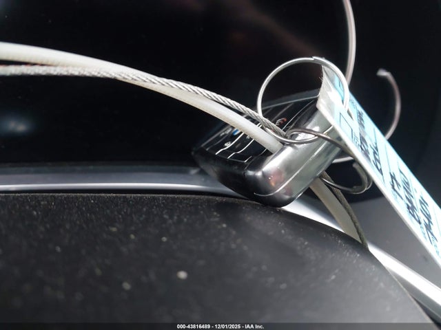 2017 BMW 740I WBA7E2C51HG740224 Photo 10