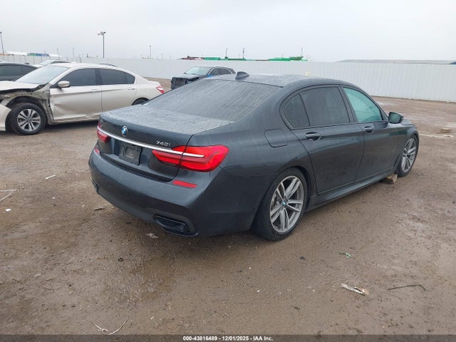 2017 BMW 740I WBA7E2C51HG740224 Photo 3