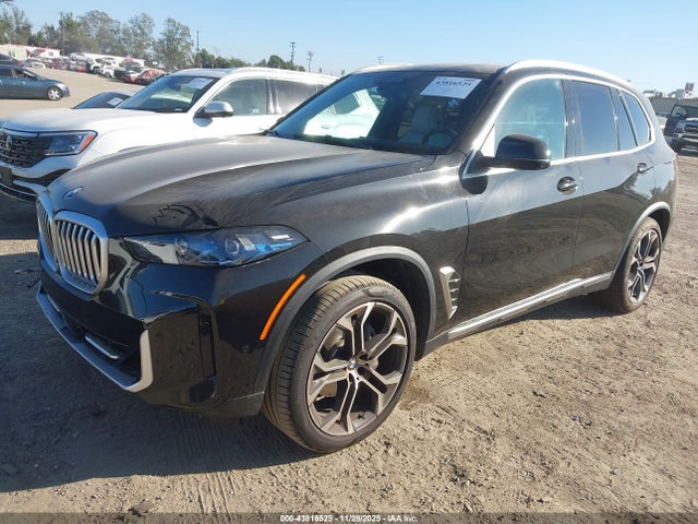 2025 BMW X5 5UX13EU07S9Y82705 Photo 1