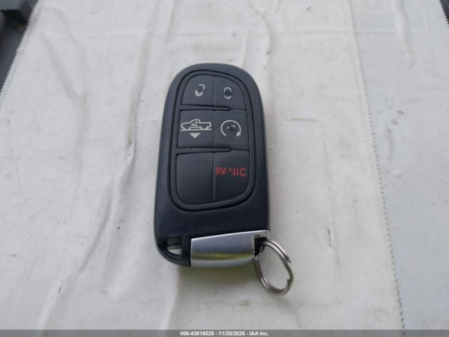 2016 RAM 1500 1C6RR7YT0GS185404 Photo 10