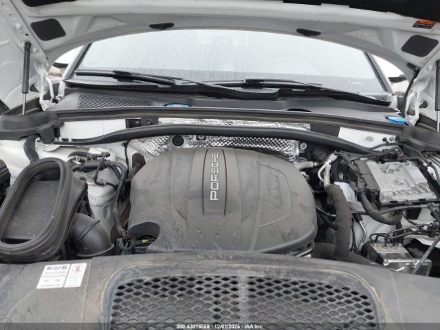 2021 PORSCHE MACAN WP1AA2A53MLB05903 Photo 9