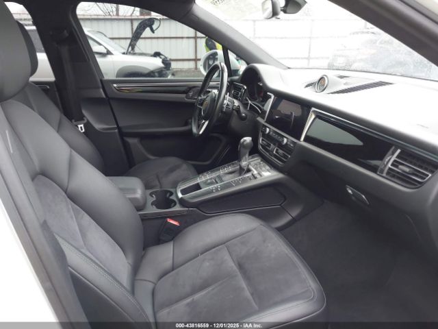 2021 PORSCHE MACAN WP1AA2A53MLB05903 Photo 4