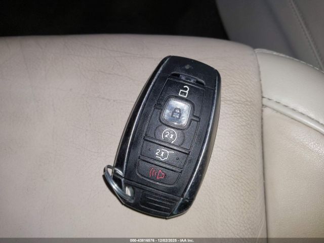 2019 LINCOLN MKC 5LMCJ2D9XKUL01653 Photo 10