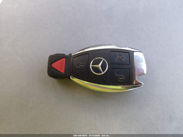 2013 MERCEDES-BENZ C 250 WDDGF4HB8DA806104 Photo 10