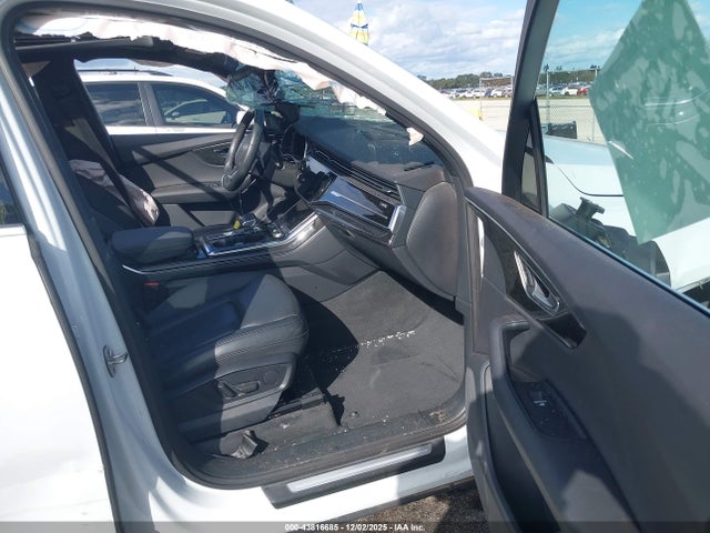 2022 AUDI Q7 WA1AXBF79ND002744 Photo 4