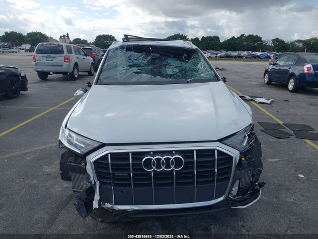 2022 AUDI Q7 WA1AXBF79ND002744 Photo 5