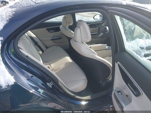 Auction sale of the 2022 Mercedes-benz C 300 4matic, vin: W1KAF4HB2NR054375, lot number: 43816703