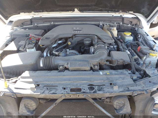 1C4HJXFG4KW662998 Jeep Wrangler Unlimited Rubicon 4x4