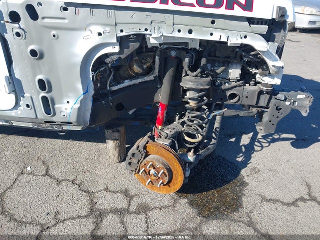 1C4HJXFG4KW662998 Jeep Wrangler Unlimited Rubicon 4x4