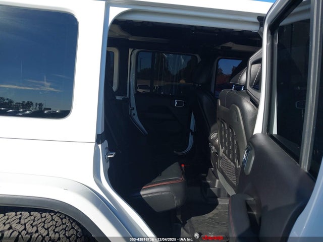 1C4HJXFG4KW662998 Jeep Wrangler Unlimited Rubicon 4x4