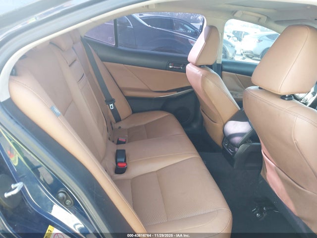 Lexus IS 250 2015 JTHBF1D29F5078828 Image 8