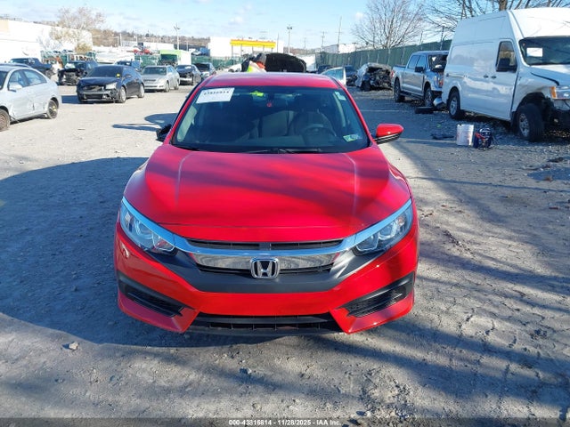 Honda Civic Lx 2018 2HGFC2F57JH503491 Image 12