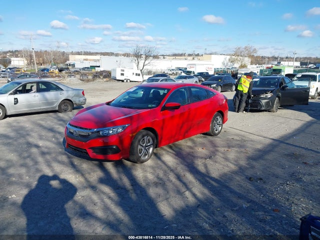 Honda Civic Lx 2018 2HGFC2F57JH503491 Image 2
