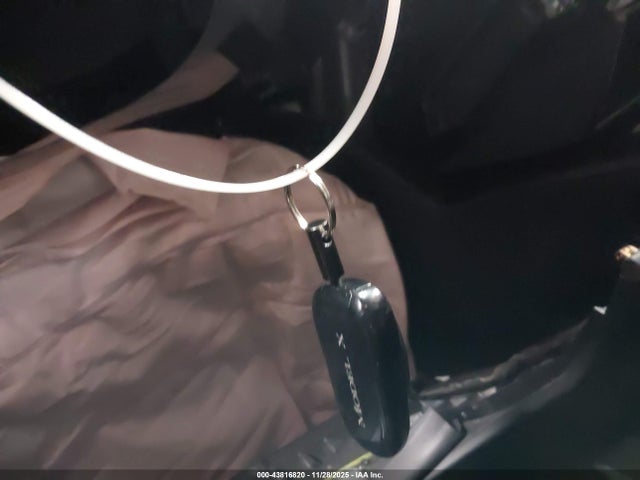 2016 TESLA MODEL X 5YJXCBE49GF001124 Photo 10