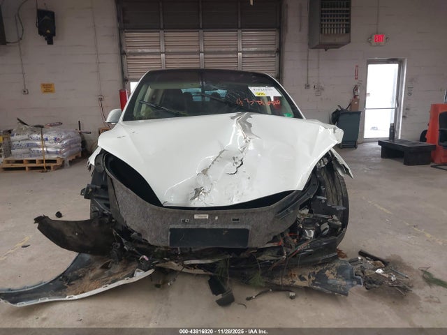Tesla Model X 75d/p100d/p90d 2016 5YJXCBE49GF001124 Image 12
