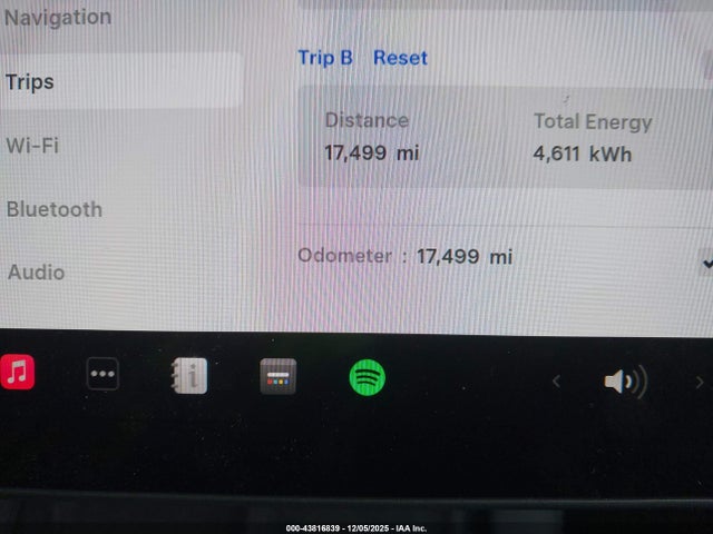 Продаж на аукціоні авто 2025 Tesla Model Y Long Range Dual Motor All-wheel Drive, vin: 7SAYGDEE3SF293331, номер лоту: 43816839