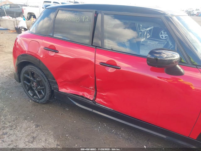 2025 MINI HARDTOP WMW53GD04S2W60773 Photo 5