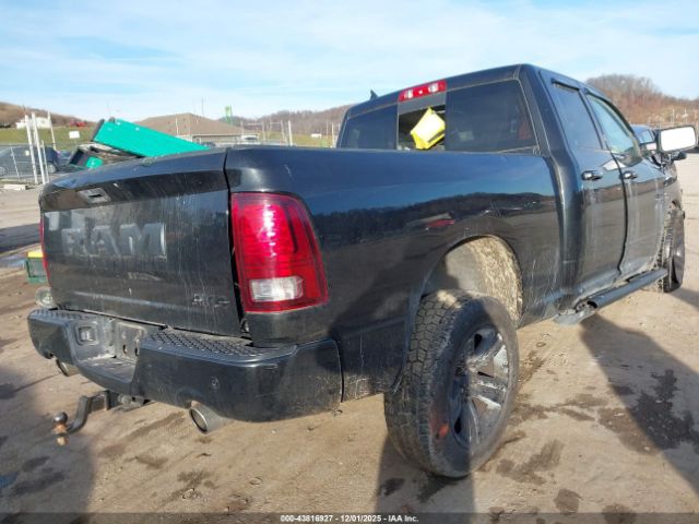 2018 RAM 1500 1C6RR7HT5JS116764 Photo 3