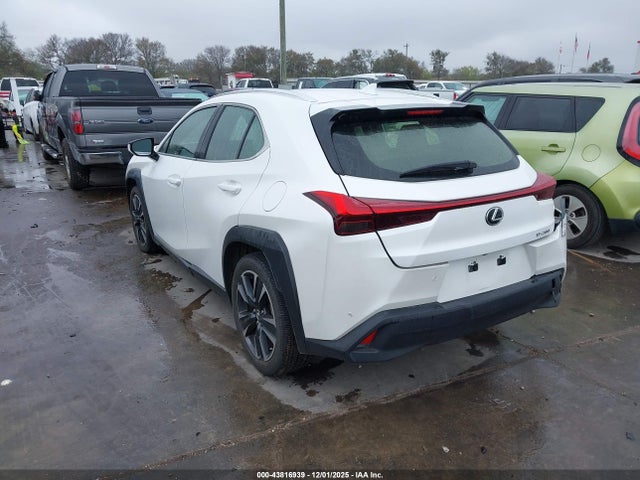 2021 LEXUS UX 200 JTHP3JBH7M2037716 Photo 2