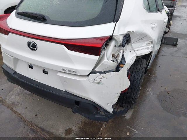 2021 LEXUS UX 200 JTHP3JBH7M2037716 Photo 5
