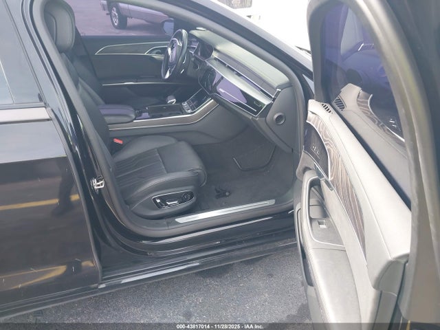 2023 AUDI A8 WAULDAF82PN006381 Photo 4